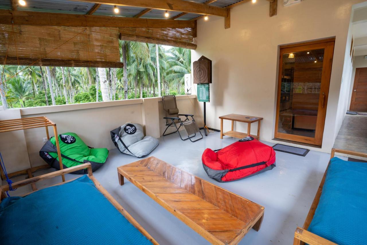Haole Surf Hostel General Luna  Exterior photo